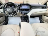 Toyota Camry 2024 GLE